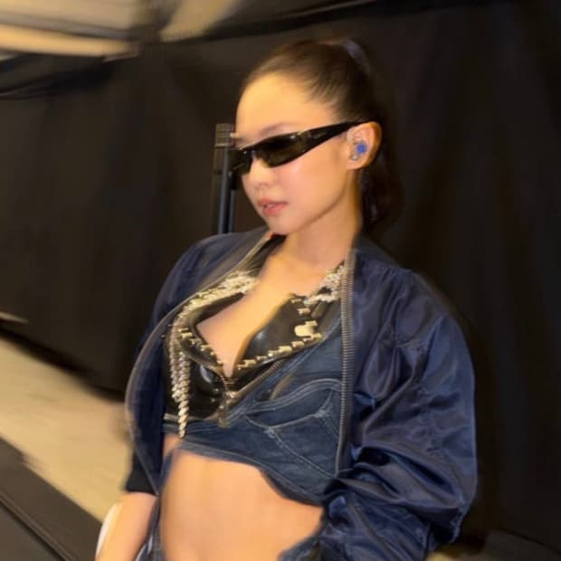 레이벤 RB4335 러닝 고글 랩어라운드 스포츠 선글라스