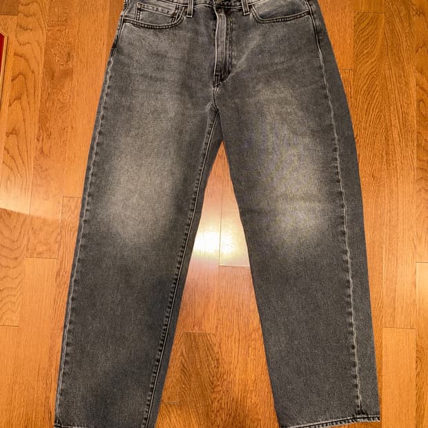 Levi’s 568 GREY  34X32