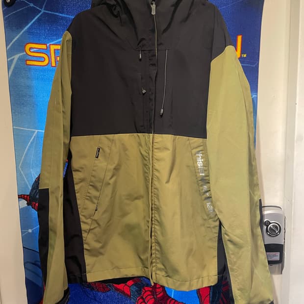 디스이즈네버뎃 바람막이 L 루즈핏 