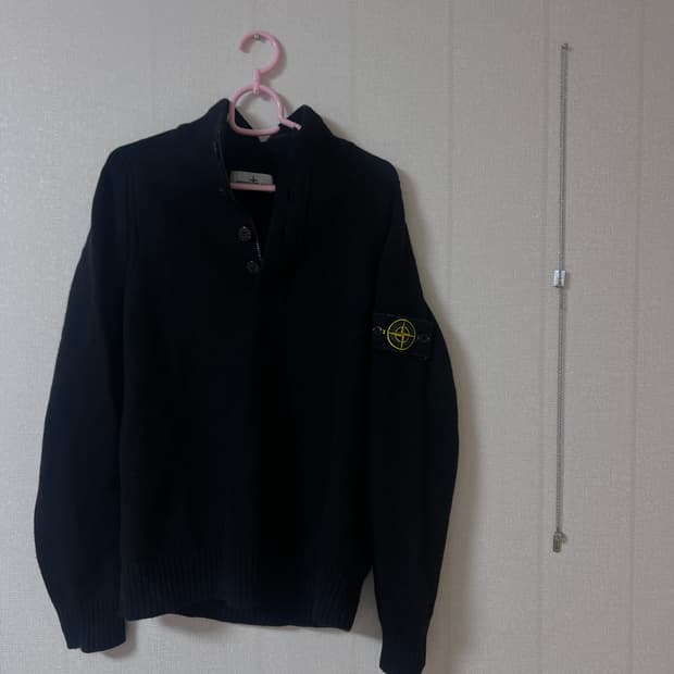 스톤아일랜드 하프 집업 니트