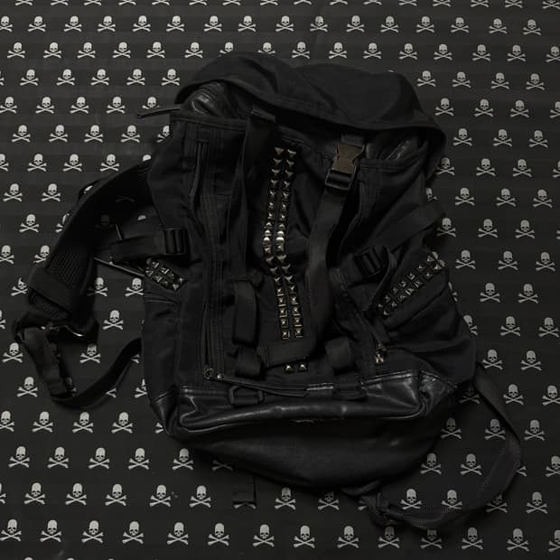 “CIVARIZE” Archvie stud backpack