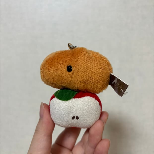고전 빈티지 사과 카피바라상 키링 인형