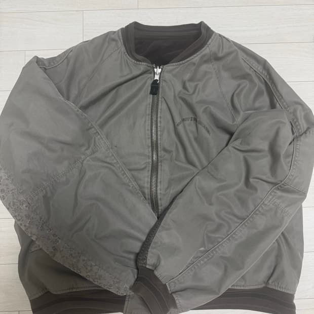 (1회착용)25fw폴리테루 수베니어 자켓3