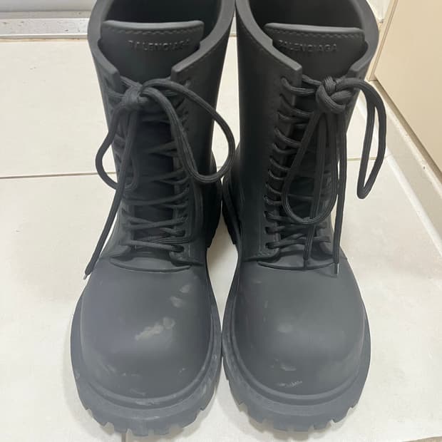 발렌시아가 스테로이드 부츠