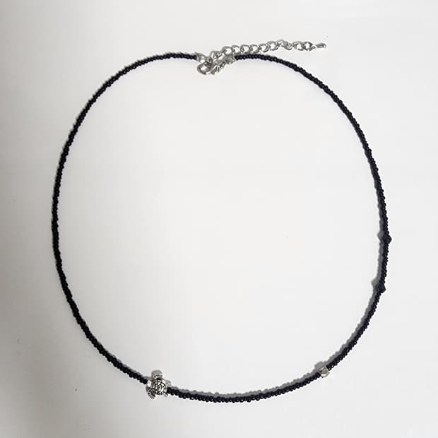 남자 심플 실버 거북 목걸이