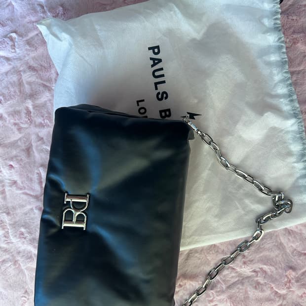 폴스부띠끄 피오니 PEONY PM3HCB6PNTBK 블랙 가방 숄더백