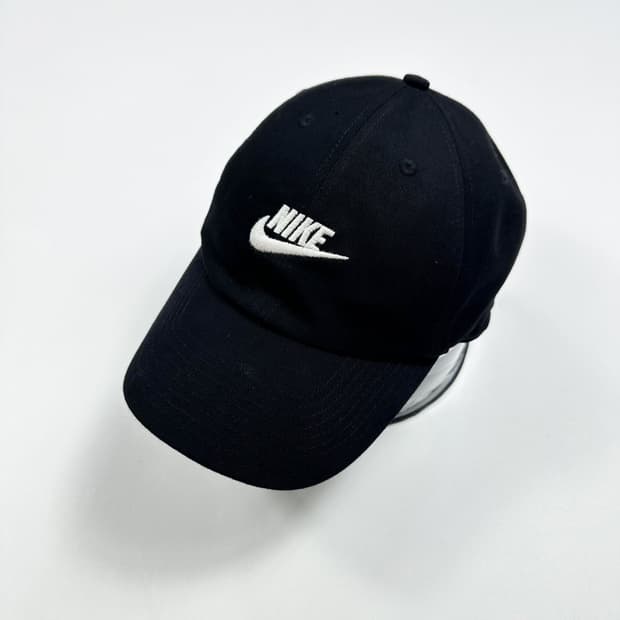 나이키 퓨추라 헤리티지 블랙 볼캡 모자