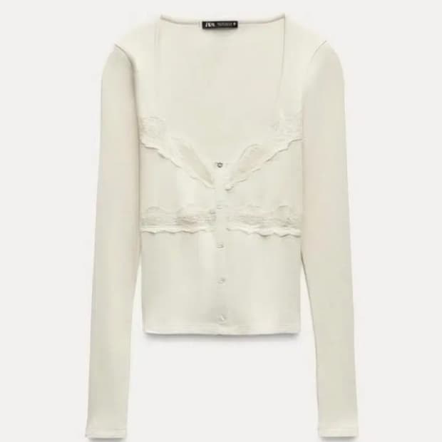 자라 콤비 레이스 탑