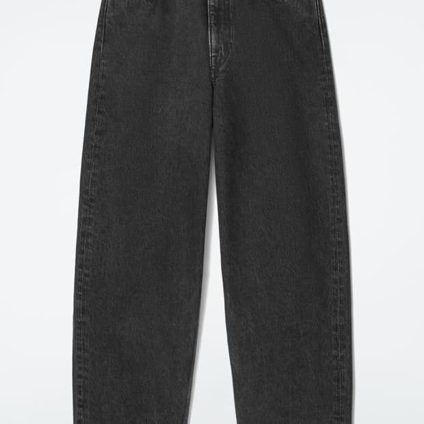 COS(코스) 와이드 레그 데님 트라우저 / 26사이즈 (워시드 블랙)