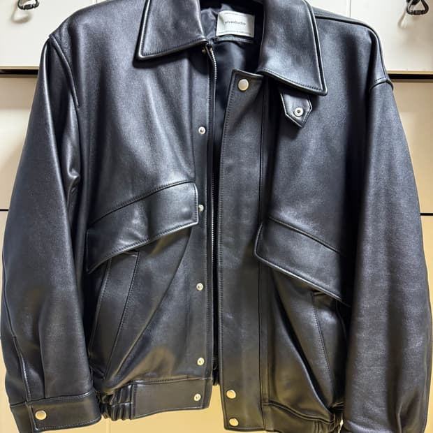 비바스튜디오 레더 자켓