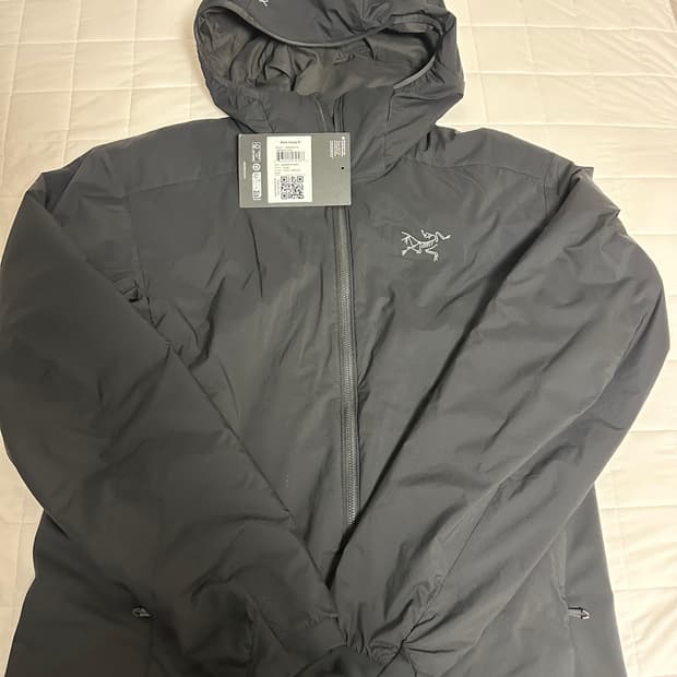 아크테릭스 아톰 후디 블랙 L