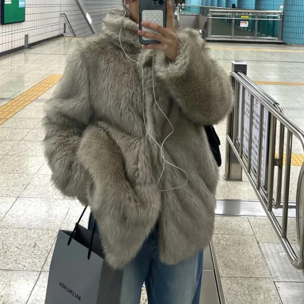 Fur gir 퍼코트  