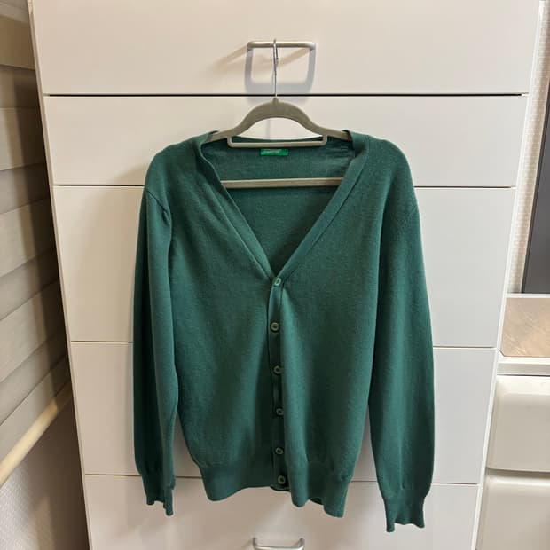 베네통 라이트 그린 100% 라나 울 가디건