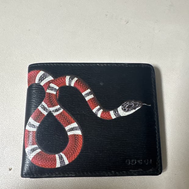 구찌 킹스네이크 반지갑