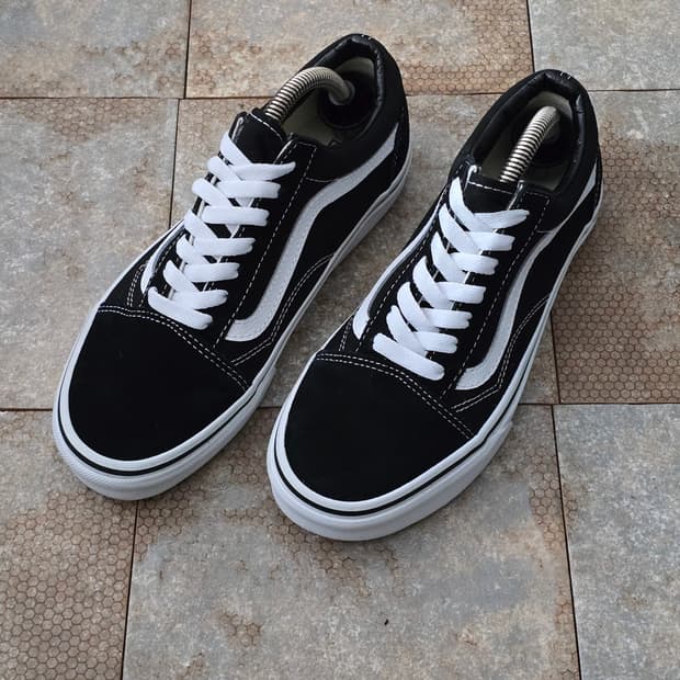 (240)반스 올드스쿨 검흰