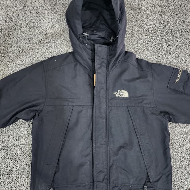 노스페이스 후드 자켓 (85 사이즈)
