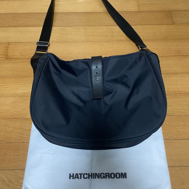 [OS] 해칭룸 웨이비백 블랙