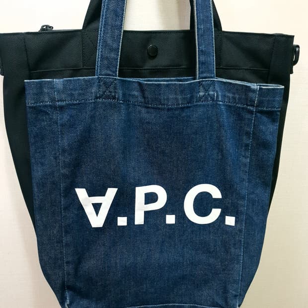 A.P.C 아페쎄 데님 에코백 인디고