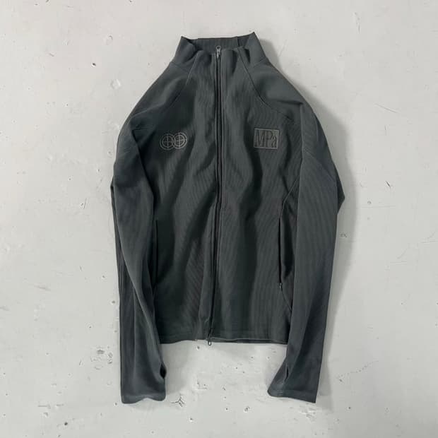 플라스틱 프로덕트 리브드 자켓 ribbed S