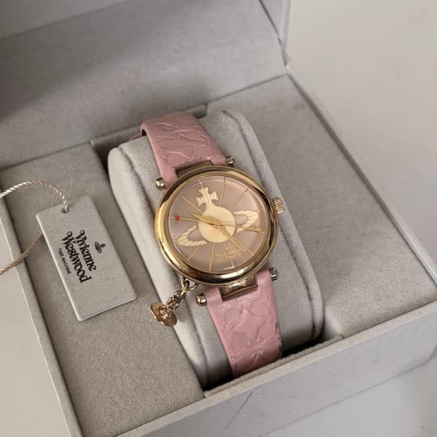 비비안웨스트우드 오브참워치 핑크 32mm