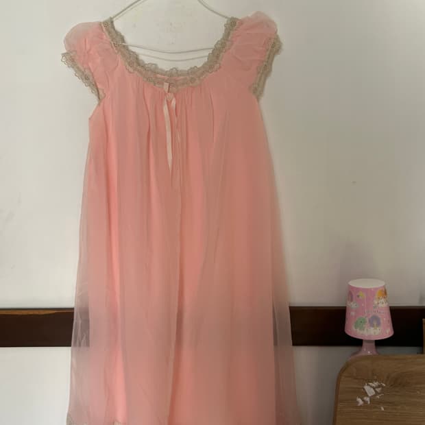 Vintage night gown 