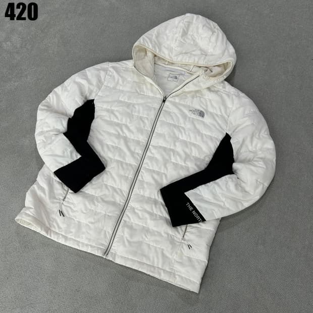 노스페이스 화이트 패딩자켓 후드 