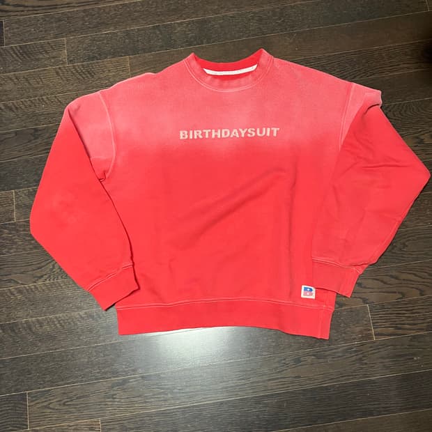 벌스데이수트 맨투맨