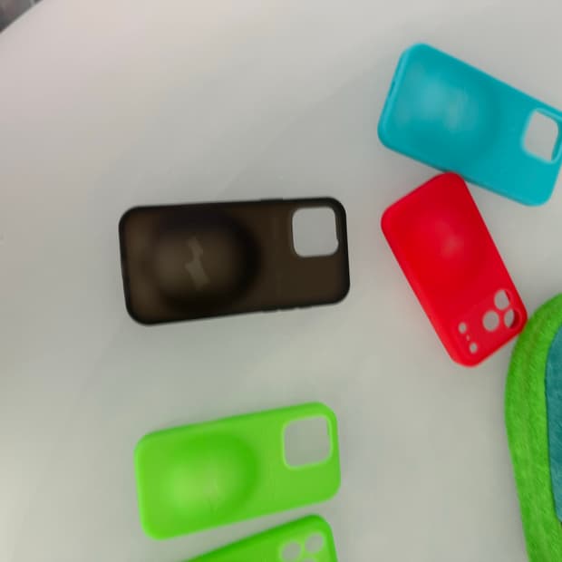 저스틴비버 skylrk 폰케이스 17 pro bl ,bk