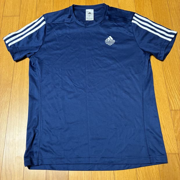 아디다스 러닝 기능성 반팔 100