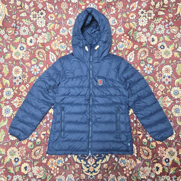 피엘라벤 익스페디션 팩 다운 후디 네이비 (M)