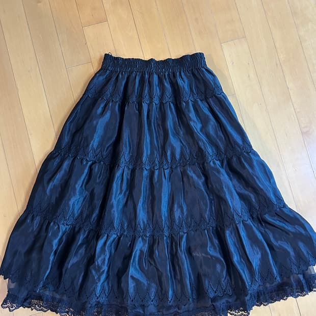 새틴 캉캉 미디스커트