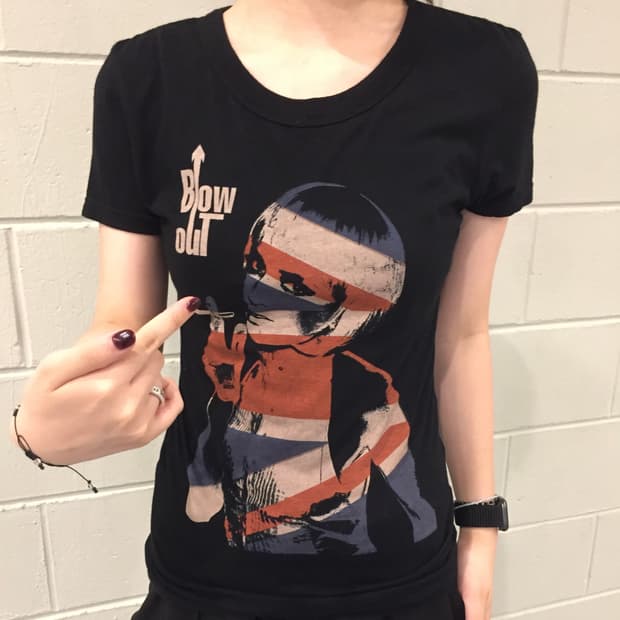SLY cigarette girl tee