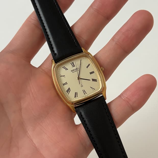 1980s Chariot Roman Gold Tank Quartz