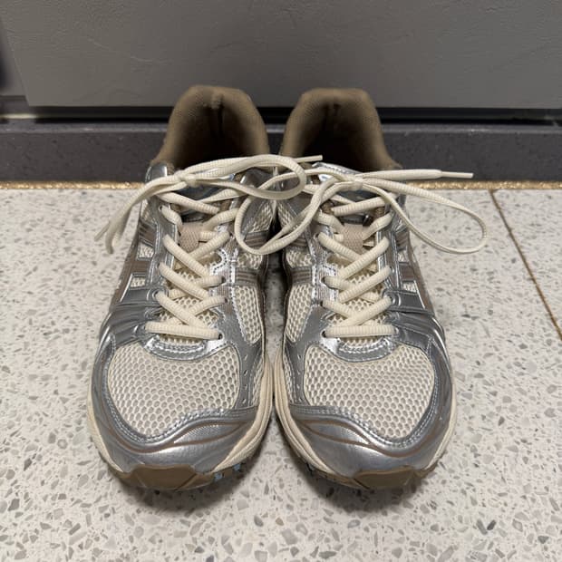 아식스 젤카야노14 크림 페퍼 270