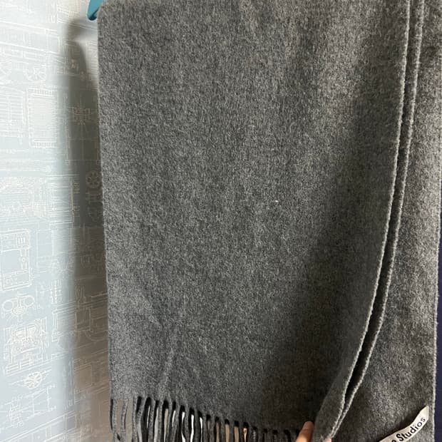 아크네 스튜디오 머플러 그레이 (울 100)