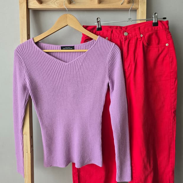 [United Arrows GLR  라벤더 브이넥 니트