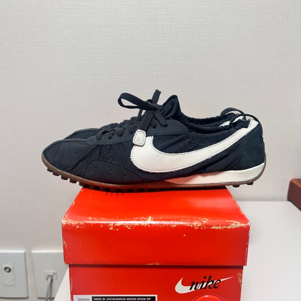 [295] 나이키 자크뮈스 문 슈 오프 누아르 캐시미어