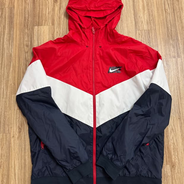 나이키 스우시 바람막이 XL