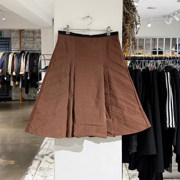 마르니 브라운 플레어 나일론 미디 스커트