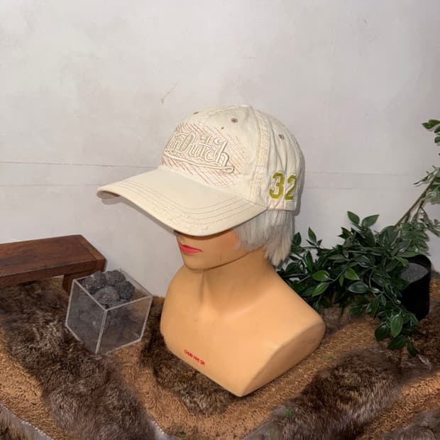 Von Dutch ivory logo ball cap