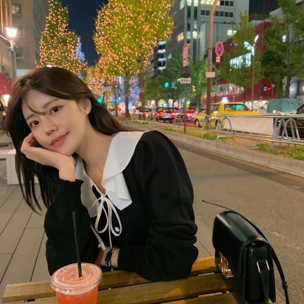 (새상품)하와 프릴 가디건