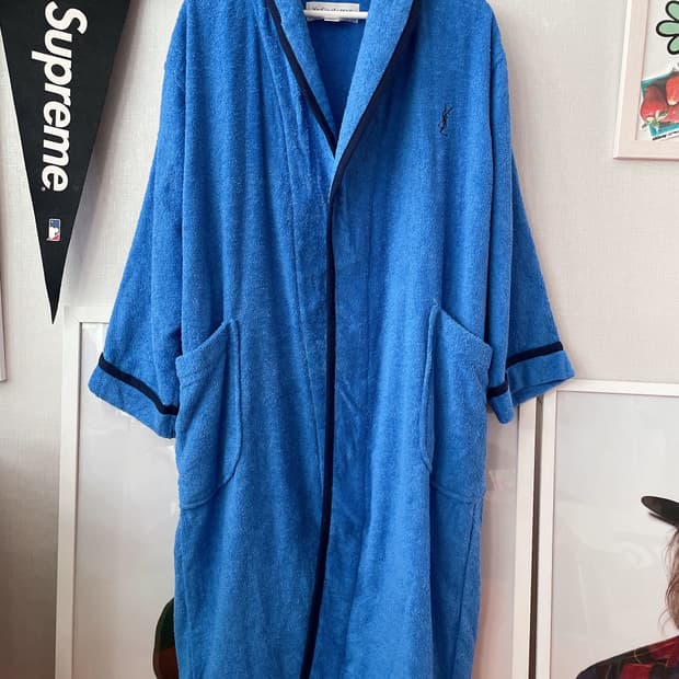 입생로랑 홈 가운