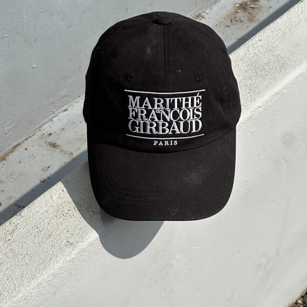 [F] 마리떼 프랑소와 저버 로고 블랙 볼캡 모자