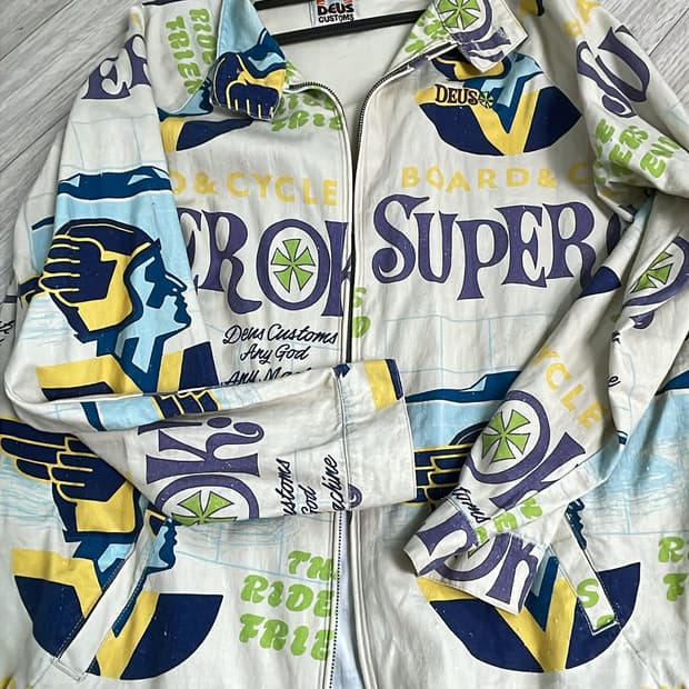 데우스 하드 햇 자켓