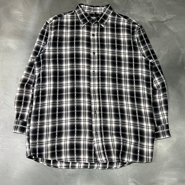  Louis Chavlon 체크 셔츠 y15184