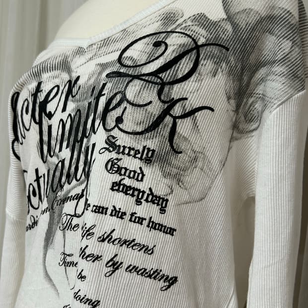 레터링 오리엔탈 아이보리 롱슬리브 펑크 Y2K