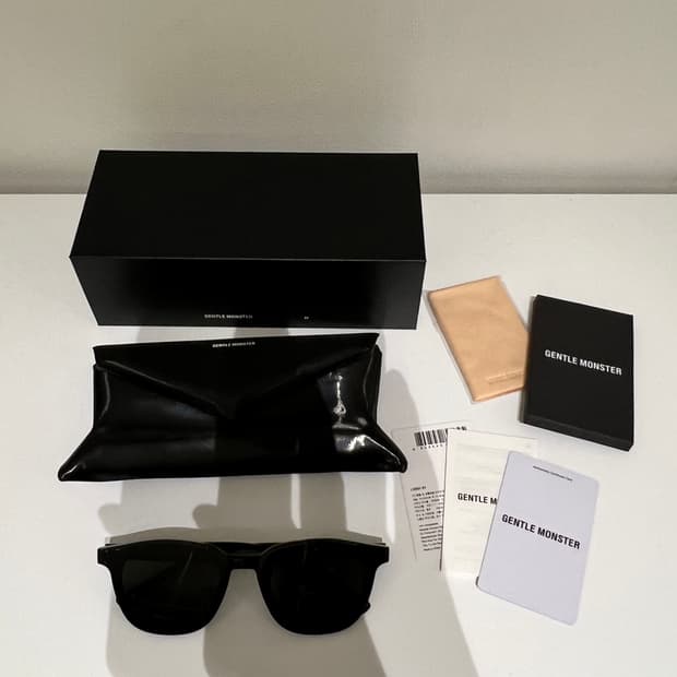 젠틀몬스터 론디 블랙 선글라스