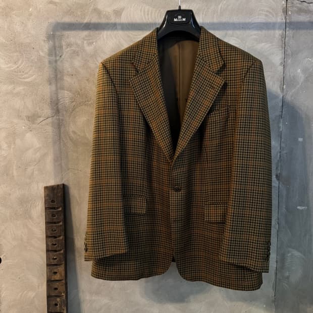 버버리 트위드 자켓 100
