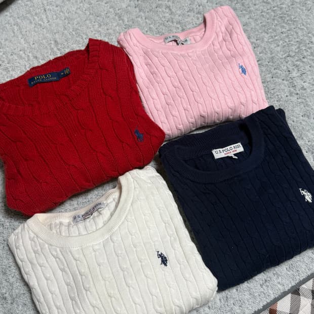 폴로 니트 정리 중