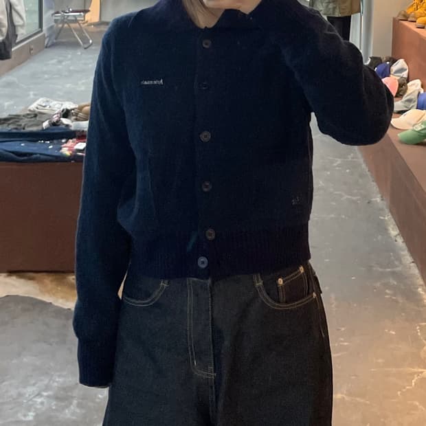 아비에무아 부클레 패치 포켓 메리노 네이비 울 가디건 H2155